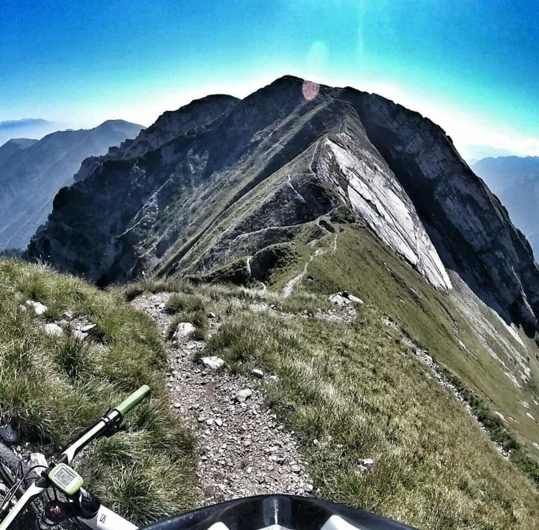 Appartamento Due Laghi Tenno Exterior photo